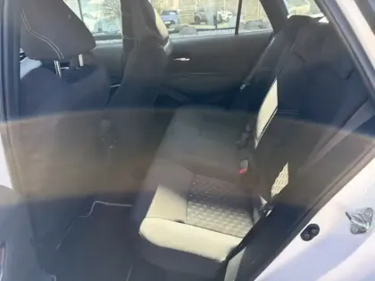 Photo 18 Toyota Corolla Hybride 1.8L 140h Dynamic Business