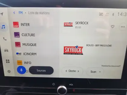 Photo 12 Toyota Yaris Hybride 1.5 HYBRID 116H DESIGN AUTO 2WD
