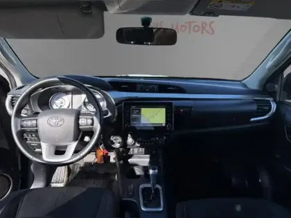 Photo 10 Toyota Hilux XC 2.8 D-4D X-TRA Légende 4WD AUTO