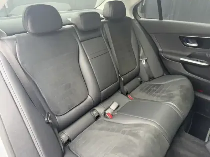 Photo 9 Mercedes Classe C Berline 300 e Hybrid EQ AMG Line