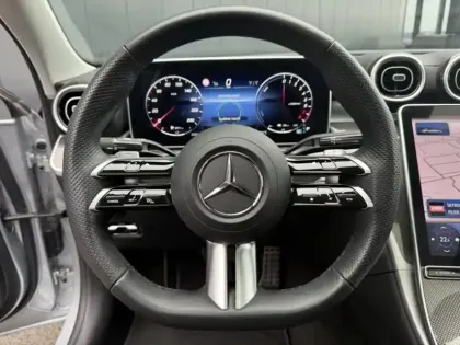 Photo 21 Mercedes Classe C Berline 300 e Hybrid EQ AMG Line