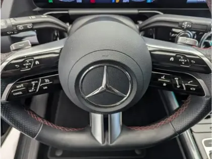 Photo 13 Mercedes GLA 200 d AMG Line