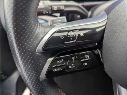 Photo 12 Mercedes GLA 200 d AMG Line