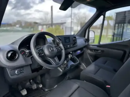 Photo 16 Mercedes Sprinter 315 CDI Fourgon Toit sureleve Long