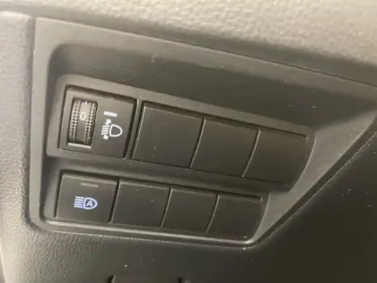 Photo 15 Toyota Yaris Hybride 116h Design PACK CONFORT