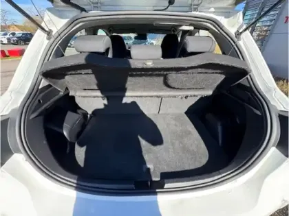 Photo 9 Toyota Yaris 70 VVT-i France