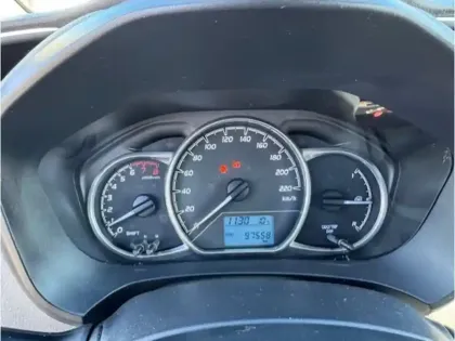 Photo 8 Toyota Yaris 70 VVT-i France