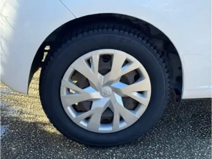 Photo 23 Toyota Yaris 70 VVT-i France