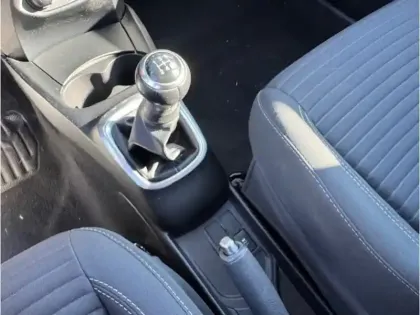 Photo 13 Toyota Yaris 70 VVT-i France