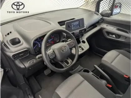 Photo 13 Toyota Proace 1.5 LONG 130 D-4D DYNAMIC BVA 7 PLACES