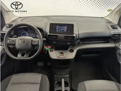 Photo 6 Toyota Proace 1.5 LONG 130 D-4D DYNAMIC BVA 7 PLACES