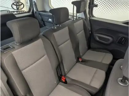 Photo 8 Toyota Proace 1.5 LONG 130 D-4D DYNAMIC BVA 7 PLACES