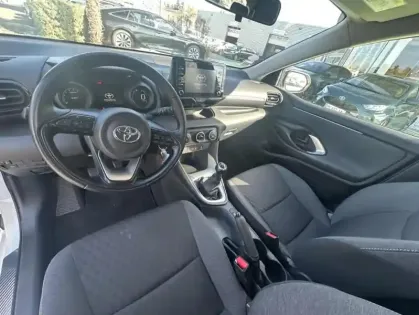 Photo 10 Toyota Yaris 70 VVT-i Design