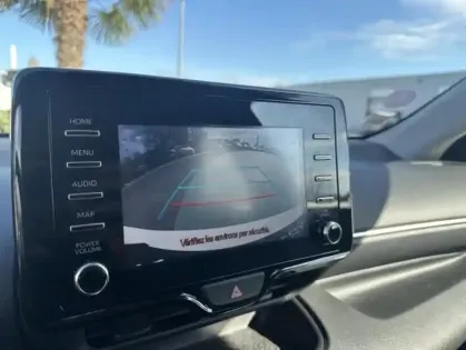 Photo 13 Toyota Yaris 70 VVT-i Design