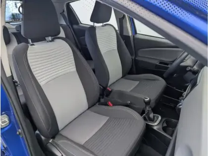 Photo 9 Toyota Yaris 70 VVT-i France