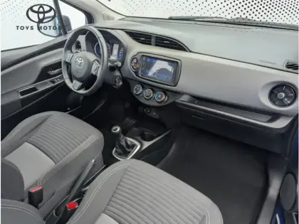 Photo 8 Toyota Yaris 70 VVT-i France