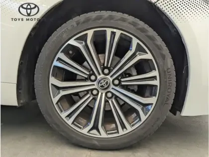 Photo 11 Toyota Corolla Hybride 122h Design