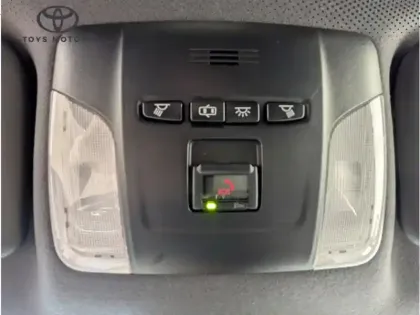 Photo 6 Toyota Corolla Hybride 122h Design