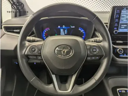 Photo 21 Toyota Corolla Hybride 122h Design