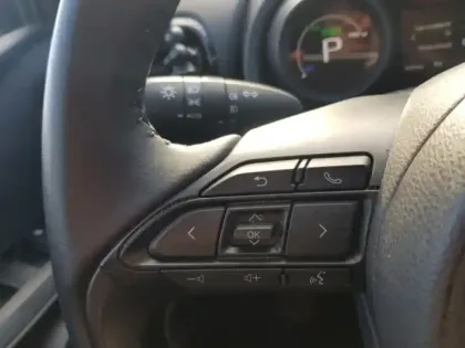 Photo 16 Toyota Yaris Hybride 116h Design