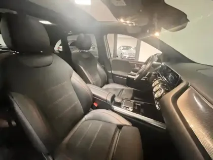 Photo 19 Mercedes Classe B 180 AMG Line Edition