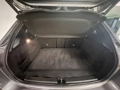 Photo 15 Mercedes Classe B 180 AMG Line Edition