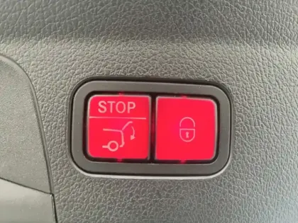 Photo 18 Mercedes Classe E Gén. II (C167) Ph1 AMG Line 5