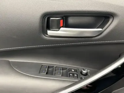 Photo 13 Toyota Corolla Hybride 122h Design