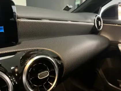 Photo 20 Mercedes Classe A 180 d Progressive Line