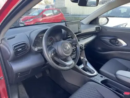 Photo 11 Toyota Yaris Hybride 116h Dynamic