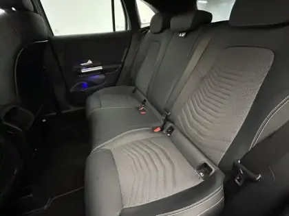 Photo 23 Mercedes GLA 200 d Progressive Line