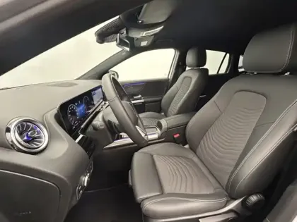 Photo 21 Mercedes GLA 200 d Progressive Line