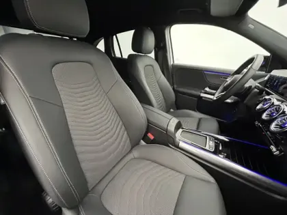 Photo 25 Mercedes GLA 200 d Progressive Line