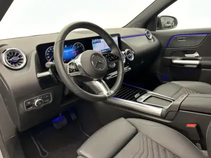 Photo 20 Mercedes GLA 200 d Progressive Line