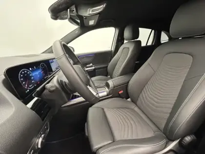 Photo 14 Mercedes GLA 200 d Progressive Line