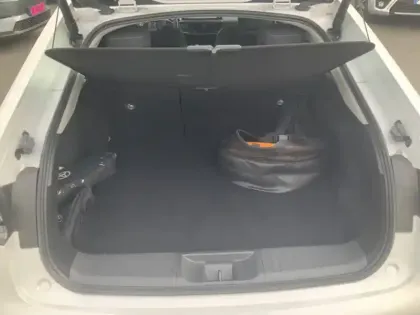 Photo 9 Toyota Prius Hybride Rechargeable 223ch Design PHE