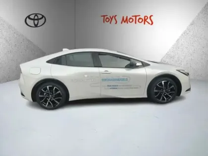 Photo 5 Toyota Prius Hybride Rechargeable 223ch Design PHE