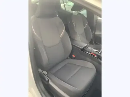 Photo 13 Toyota Prius Hybride Rechargeable 223ch Design PHE