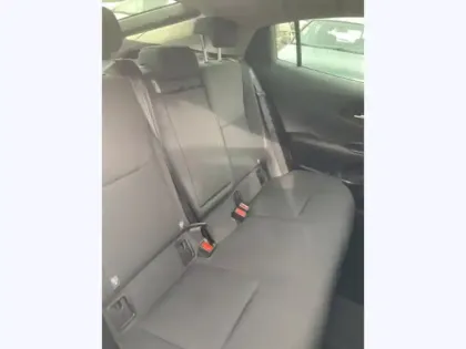 Photo 12 Toyota Prius Hybride Rechargeable 223ch Design PHE