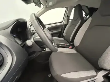 Photo 12 Toyota Aygo 1.0 VVT-i 72 Dynamic