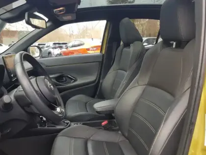 Photo 10 Toyota Yaris Hybride 1.5 HYBRID 116H PREMIERE AWD AUTO