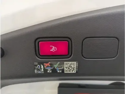 Photo 18 Mercedes CLE Cabriolet 220 d AMG Line