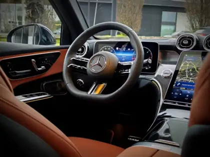 Photo 48 Mercedes Classe GLC Gén. II (X254) Ph1 AMG Line 5