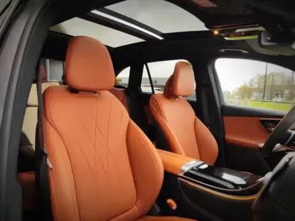 Photo 50 Mercedes Classe GLC Gén. II (X254) Ph1 AMG Line 5