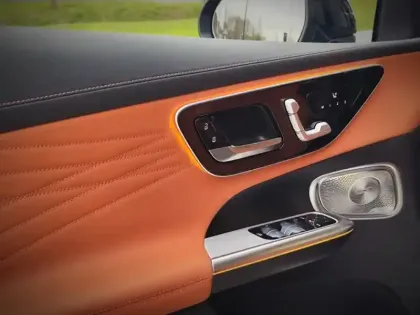 Photo 52 Mercedes Classe GLC Gén. II (X254) Ph1 AMG Line 5