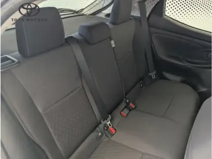 Photo 8 Toyota Yaris Hybride 116h Design