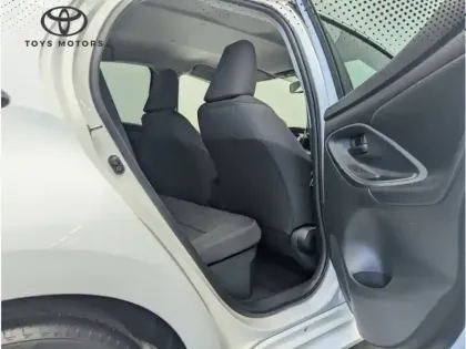 Photo 7 Toyota Yaris Hybride 116h Design