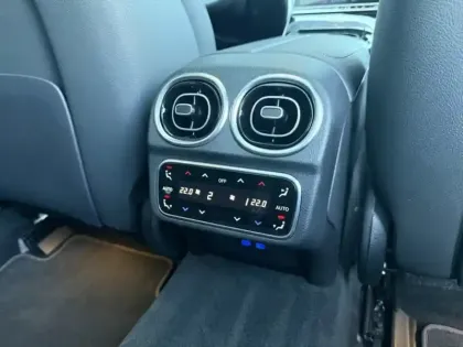 Photo 12 Mercedes Classe C Berline 300 e Hybrid EQ AMG Line