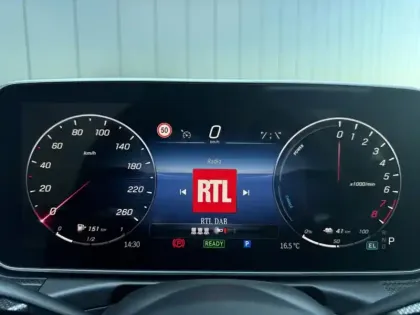 Photo 30 Mercedes Classe C Berline 300 e Hybrid EQ AMG Line