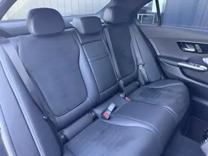 Photo 10 Mercedes Classe C Berline 300 e Hybrid EQ AMG Line